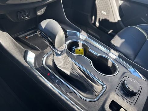 Certified 2023 Chevrolet Traverse Premier image 18