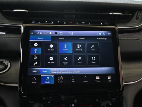 Used 2023 Jeep Grand Cherokee 4WD 4xe image 29