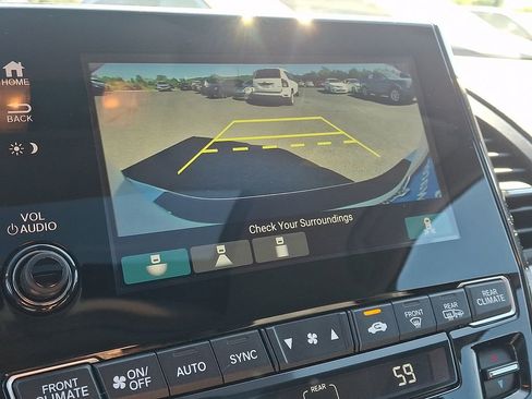 Used 2023 Honda Odyssey EX-L image 18