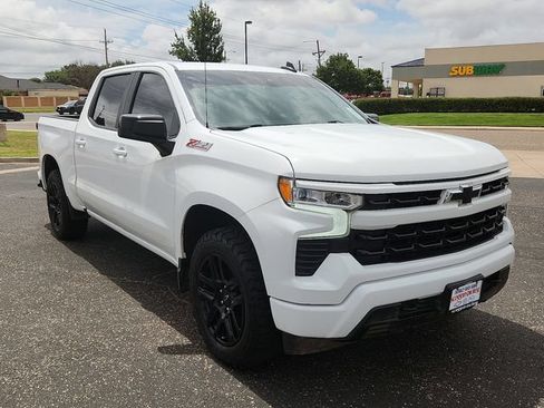 Used 2024 Chevrolet Silverado 1500 RST AWD/4WD image 6