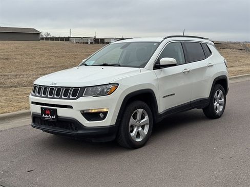 Used 2020 Jeep Compass Latitude w/ Cold Weather Group image 1