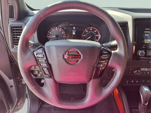 Used 2023 Nissan Frontier PRO-4X w/ Pro Convenience Package AWD/4WD image 23