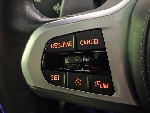 Certified 2022 BMW X5 xDrive40i w/ M Sport Package image 18