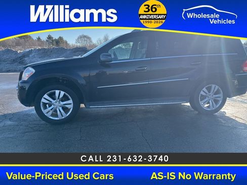 Used 2011 Mercedes-Benz GL 450 4MATIC image 19