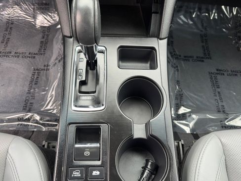 Used 2018 Subaru Outback 2.5i Limited image 27