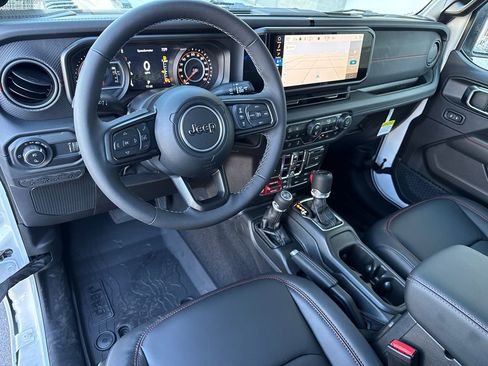 New 2025 Jeep Gladiator Rubicon image 6