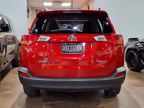 Used 2014 Toyota RAV4 Limited w/ Technology Package AWD/4WD image 5