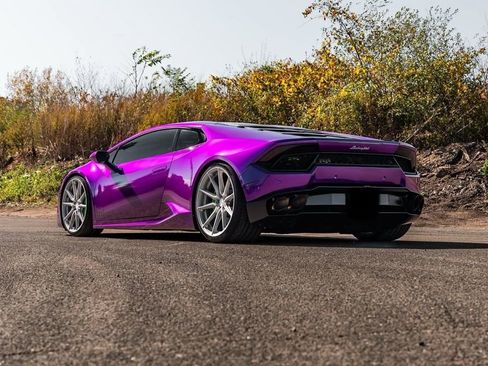 Used 2017 Lamborghini Huracan LP 580-2 image 3