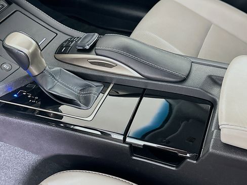 Used 2018 Lexus ES 350 image 25