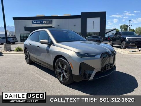 Used 2023 BMW iX xDrive50 w/ Sport Package AWD/4WD image 1