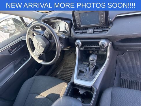 Used 2020 Toyota RAV4 LE w/ All Weather Liner Package AWD/4WD image 14