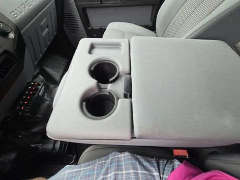 Used 2016 Ford F250 XL w/ Power Equipment Group image 20