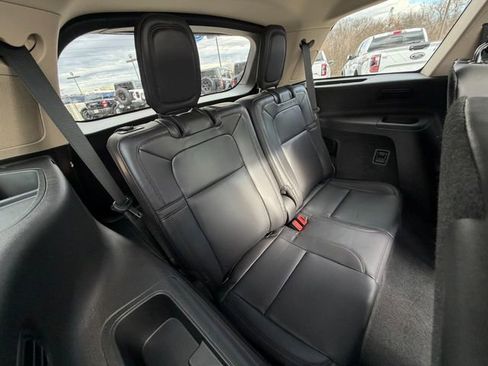 Used 2021 Lincoln Aviator Grand Touring w/ Equipment Group 302A image 11