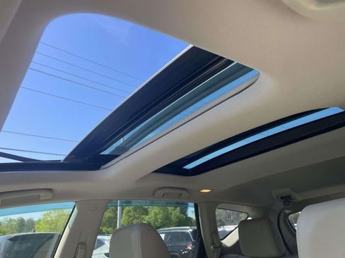 Used 2014 Nissan Murano SL w/ Navigation Package image 12