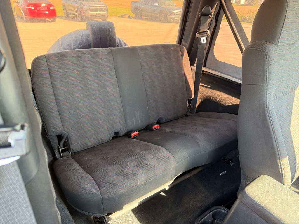 Used 2005 Jeep Wrangler Sport w/ 30" Tire & Wheel Group AWD/4WD image 24