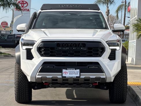 Certified 2025 Toyota Tacoma Trailhunter image 11