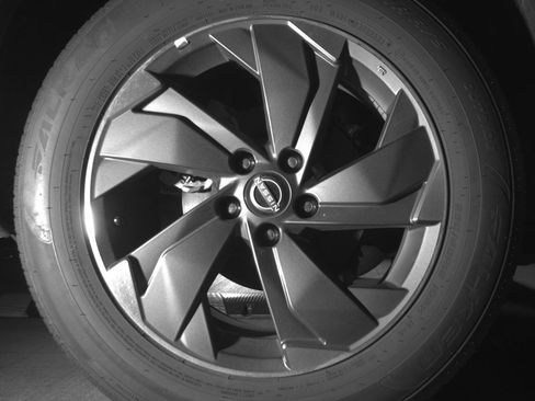 Used 2025 Nissan Rogue SV FWD image 15