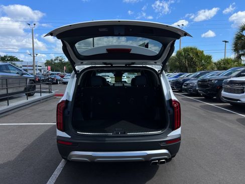 Used 2022 Kia Telluride SX FWD image 18