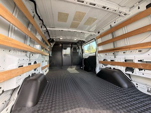 Used 2024 Ford Transit 250 Low Roof w/ Exterior Upgrade Package RWD image 12