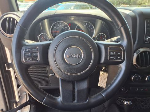 Used 2016 Jeep Wrangler Unlimited Sport w/ Quick Order Package 24S AWD/4WD image 4