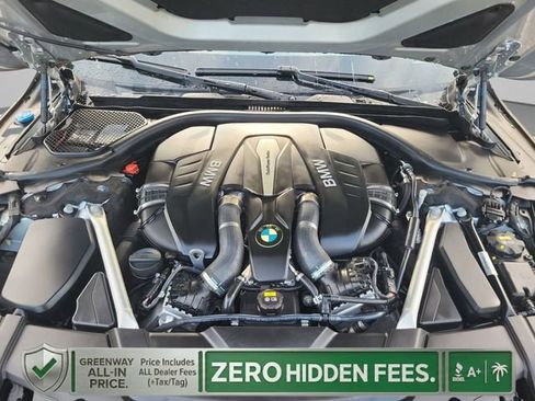 Used 2018 BMW 750i RWD image 27