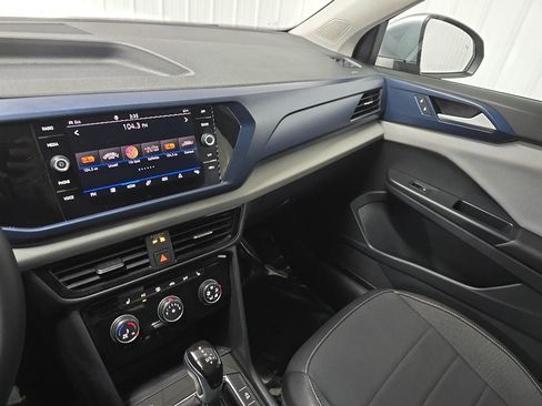 Used 2023 Volkswagen Taos SE w/ Panoramic Sunroof Package AWD/4WD image 26