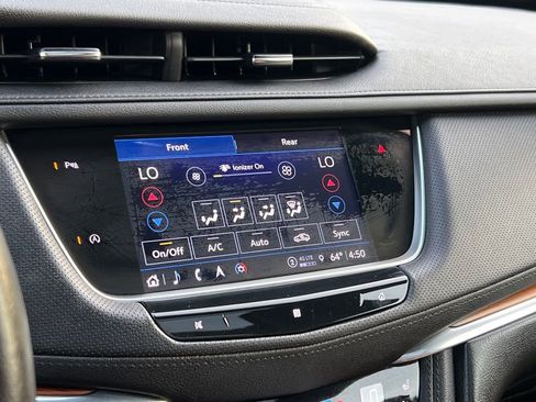 Certified 2021 Cadillac XT5 Premium Luxury w/ LPO, Floor Liner Package image 39