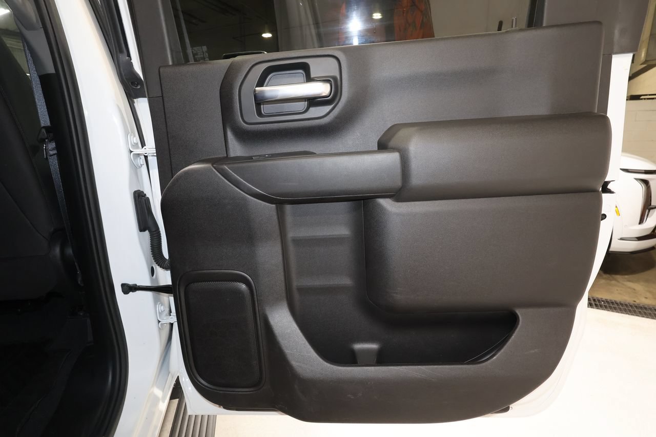 Used 2024 Chevrolet Silverado 2500 Custom w/ Custom Convenience Package AWD/4WD image 19