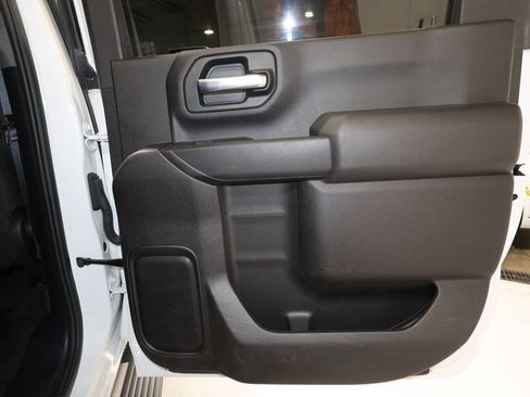 Used 2024 Chevrolet Silverado 2500 Custom w/ Custom Convenience Package AWD/4WD image 19