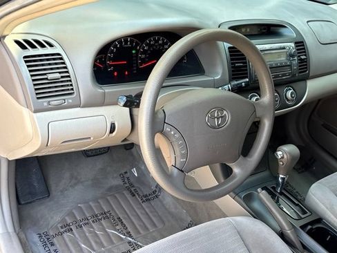 Used 2006 Toyota Camry LE FWD image 11