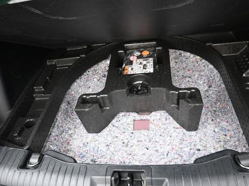 Used 2022 Ford Escape SEL w/ SEL Stealth AWD Package image 28