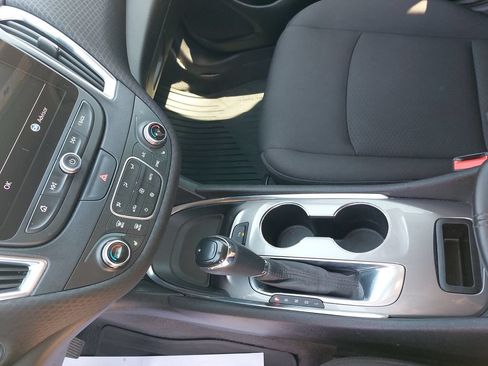 Used 2019 Chevrolet Malibu LT w/ Driver Confidence Package FWD image 21