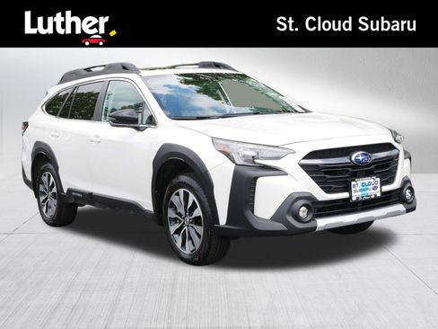 Used 2023 Subaru Outback Limited AWD/4WD image 1