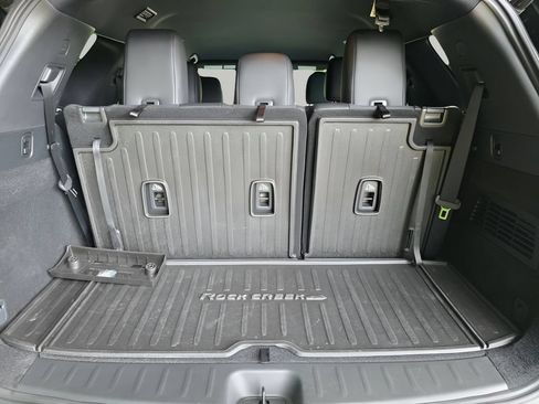 Used 2025 Nissan Pathfinder Rock Creek AWD/4WD image 6