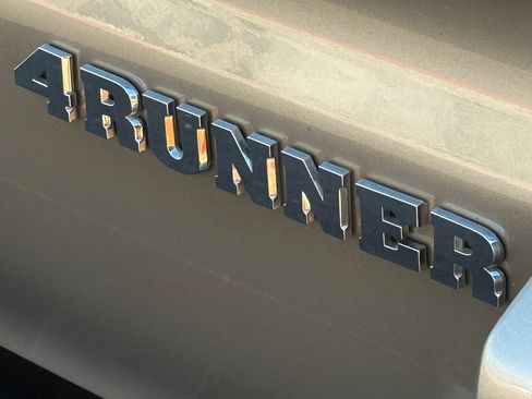 Used 2006 Toyota 4Runner Sport image 30