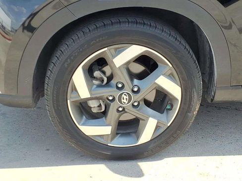 Used 2023 Hyundai Venue SEL w/ Cargo Package image 20