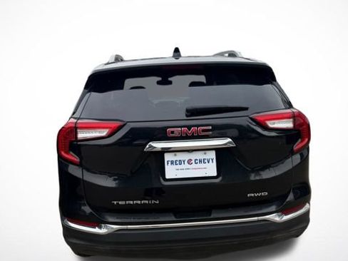 Used 2024 GMC Terrain SLT AWD/4WD image 6