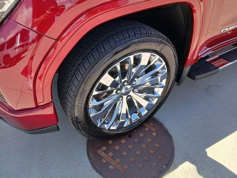 Used 2023 GMC Sierra 1500 Denali AWD/4WD image 9