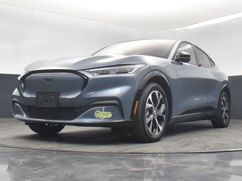 Used 2023 Ford Mustang Mach-E Premium image 22