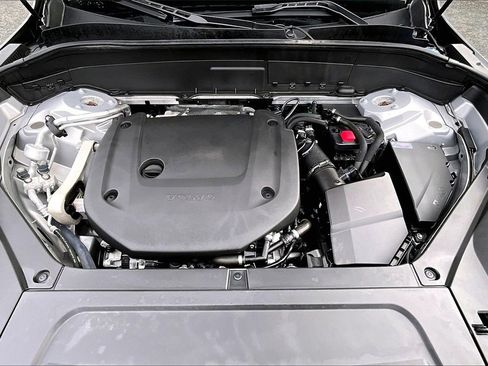 Certified 2023 Volvo XC90 B6 Plus image 31