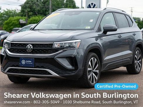 Certified 2023 Volkswagen Taos SE w/ Panoramic Sunroof Package AWD/4WD image 1