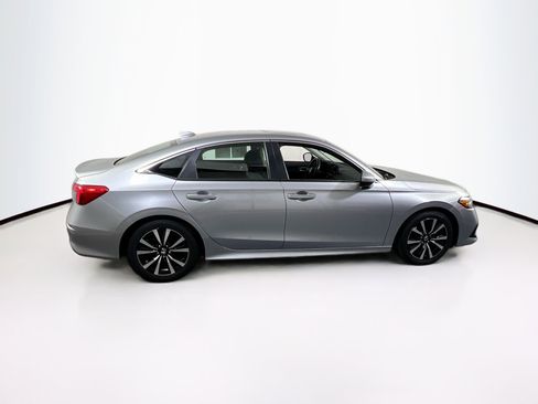 Used 2023 Honda Civic EX image 4