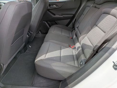 Used 2025 Chevrolet Equinox LT image 25