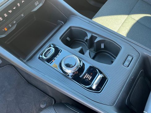 New 2026 Jeep Cherokee Laredo AWD/4WD image 24