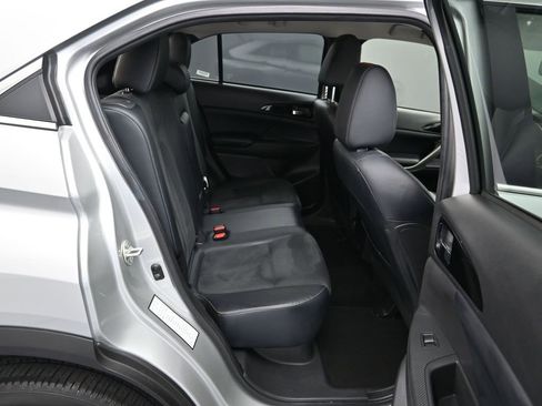 Used 2024 Mitsubishi Eclipse Cross SE image 27