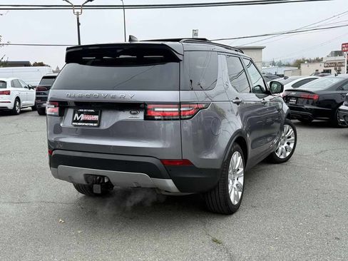 Used 2020 Land Rover Discovery HSE image 10