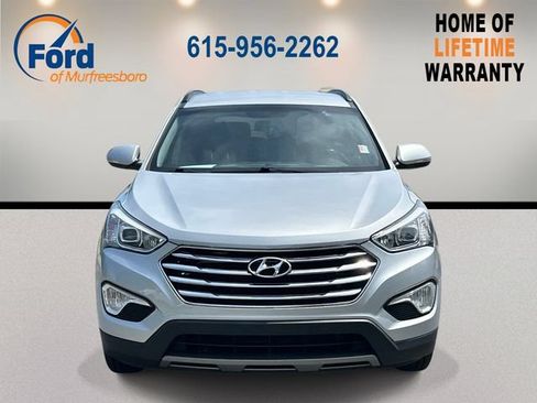 Used 2014 Hyundai Santa Fe GLS FWD image 2