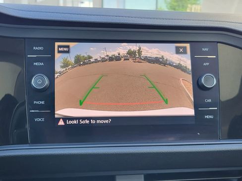 Used 2019 Volkswagen Jetta SEL Premium FWD image 21