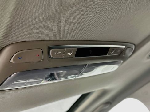 Used 2025 Kia Telluride S AWD/4WD image 28