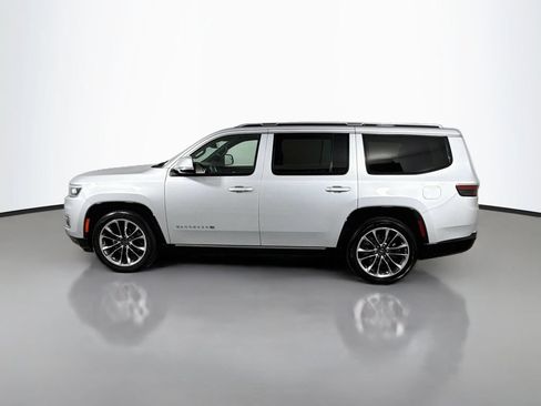 Used 2022 Jeep Wagoneer Series III w/ Premium Group I AWD/4WD image 8
